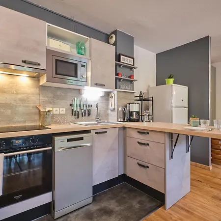 Grand Appt Au Pieds Des Pistes Apartment Chamrousse Exterior photo